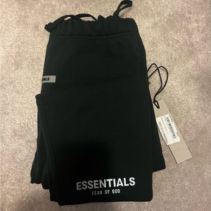 Essentials FOG Sweatpants NWT